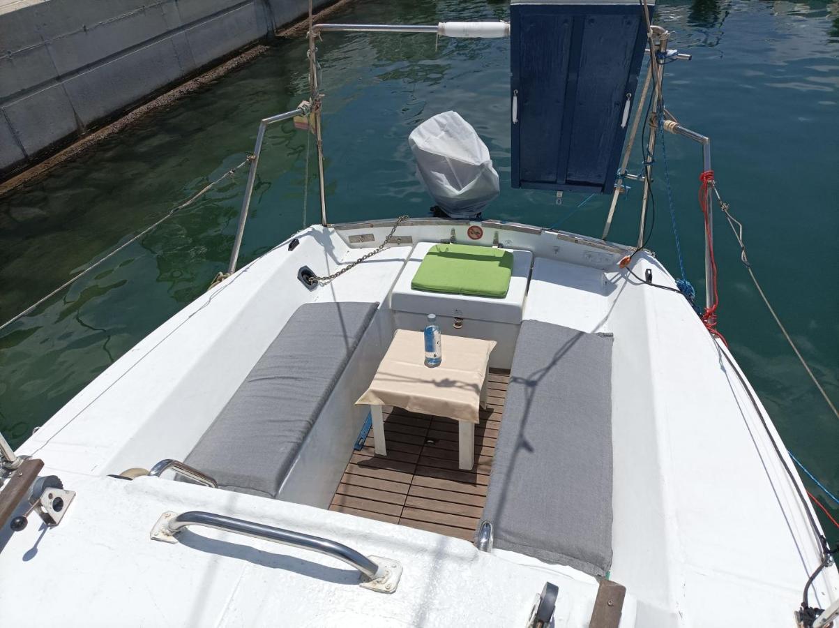 Lanza Boat Hotell Arrecife  Eksteriør bilde